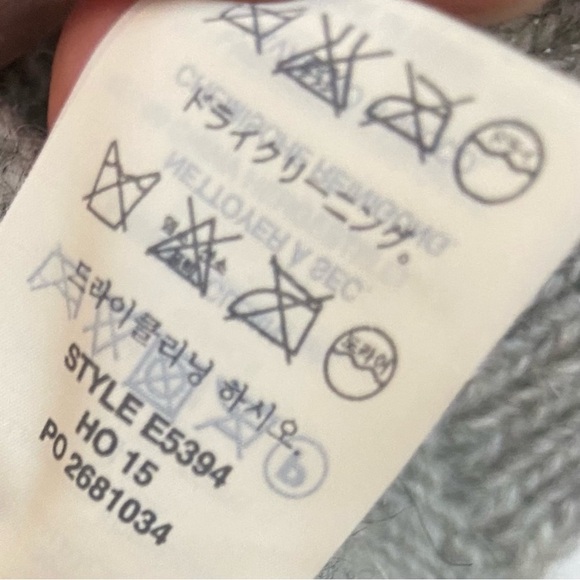 J. Crew - Turtleneck Sweater with Notched Hem - Gray - Size XS - E5934 - Picture 13 of 15